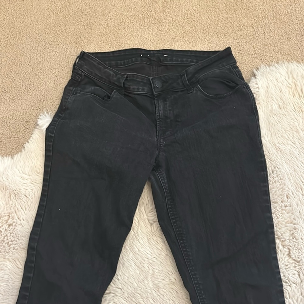 old navy black stretchy skinny jeans